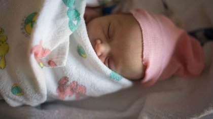 Алматы облысында жаңа туған сәбиді шарбаққа іліп кеткен