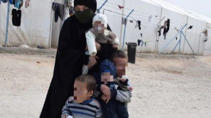 Сириядағы қазақ қызы: Еркектер алдымен үйленеді, содан соң әйелдерін сатып жібереді