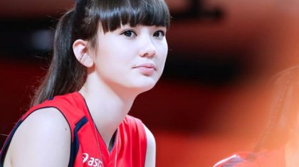 «Азаматтығымнан бас тартқан жоқпын ғой»: Сәбина Алтынбекова өзін «сатқын» дегендерге жауап берді (ВИДЕО)