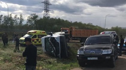 Елордада жүк көлігі мен шағын автобус соқтығысты: 11 адам зардап шекті