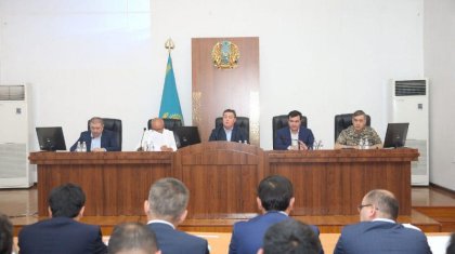 «Арысты қалпына келтіру 90%-ға жетті»: Үкімет басшысы мәжіліс өткізді