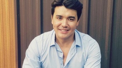 «Ешқандай ұяты жоқ»: әнші Нұрболат Абдуллин тосын әрекетімен көпшілікті таңғалдырды (ВИДЕО)