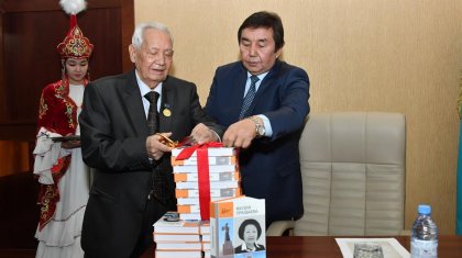 Алматыда «Өнегелі өмір. Фаузия Оразбаева» атты кітаптың тұсауы кесілді