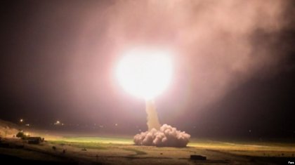 Иран америкалық Айн әл-Асад базасын ондаған зымыранмен атқылады