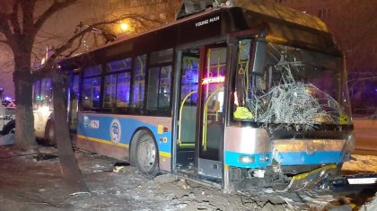 «Ол мас болған»: троллейбус қаққан жігіттің туыстары куәгерлерден көмек сұрайды (ФОТО)