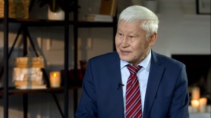 «Қазір мектепте оқушы оқып отырған сабағын ұқпайды, сондай дәрежеге жеттік» - Асқар Жұмаділдаев
