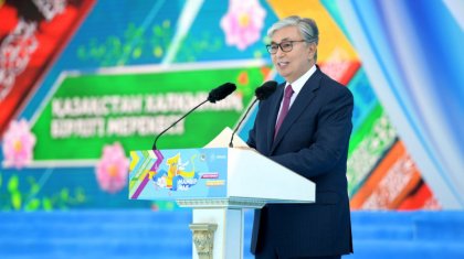 «Біз біргеміз!»: Мемлекет басшысы қазақстандықтарды Бірлік күнімен құттықтады