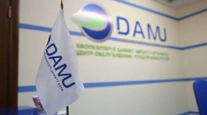 «Жатыпішерлерді не үшін асыраймыз?»: депутат «Даму» қорының ақшаны босқа шашып жатқанын айтты