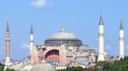 Әулие София соборы мешітке айналды