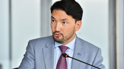 «Медсақтандыру қорын тарқатып оның қызметін Денсаулық министрлігіне қайтару керек» - сарапшы