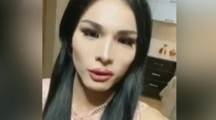 «Қыз болып өмір сүргім келеді»: қызтеке жігіт Тоқаевтан көмек сұрамақ (ВИДЕО)