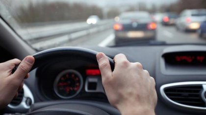 Бүгіннен бастап қазақстандықтар жүргізуші куәлігінсіз және техпаспортсыз көлік жүргізе алады