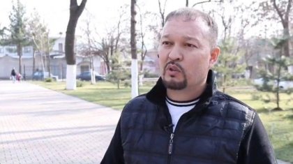 Блогер Руслан Жанпейісов бостандыққа шықты