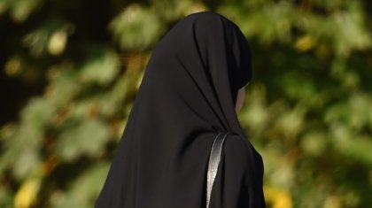 Алматы облысында хиджабтағы қызды зорлаған ҰҚК қызметкері сотталды