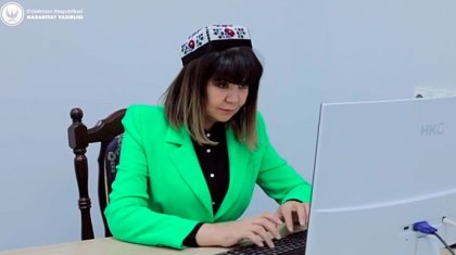 Өзбекстанда қызметкерлер төбетей киюге міндеттелді