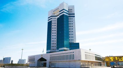 Жаңа министрлер ант берді