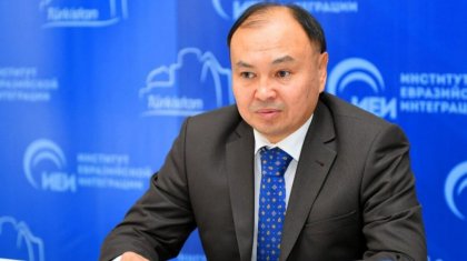 «30-жыл мемлекетті басқарған топ саяси аренадан кетті» - Ерлан Сайыров