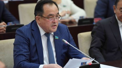 Сенат депутаты «Самұрық-Қазынаның» директорлар кеңесі құрған химиялық компанияның күмәнді екенін айтады