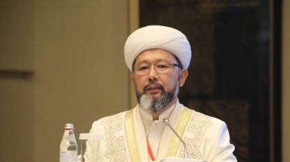 Бас мүфти «Қаңтар қырғыны» кезінде Дубайда қыдырып жүргенін мойындады (ВИДЕО)