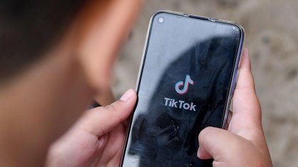 Ата-аналар TikTok әлеуметтік желісін сотқа берді