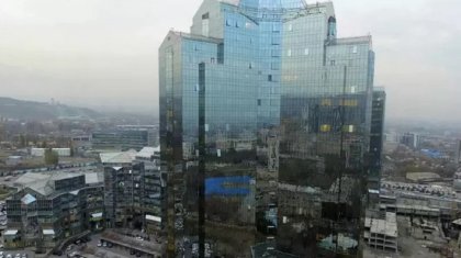 Алматыдағы ірі бизнес орталықтың 19-қабатынан өрт шықты