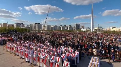 Астанада Рим Папасының қасиетті мессасы өтіп жатыр