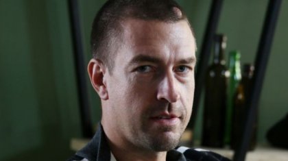 Ресейлік жазушы қазақ қыздарын қарату тәсілдерін үйрететін тренинг өткізбек (ВИДЕО)