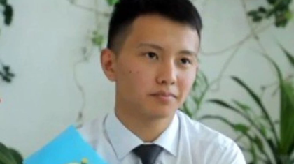«Сабақтан қашу мүмкін емес»: Павлодар облысындағы мектепті бір ғана түлек бітірді (ВИДЕО)