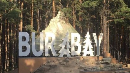 Бурабайда жол апатынан төрт адам қаза тапты
