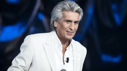 Әйгілі әнші Тото Кутуньо қайтыс болды