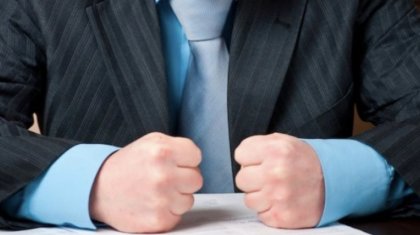 Мерекелік іс-шарадағы оқыс оқиға: Әкімінің орынбасары қызметінен босатылды