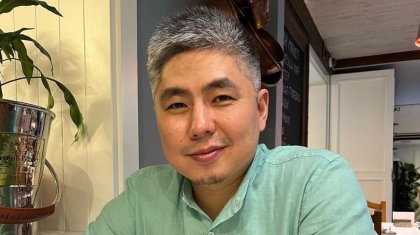 «Мылжың адамға Парламентте орын жоқ»: Нұртас Адамбай Ринат Зайытовқа шүйлікті (ВИДЕО)