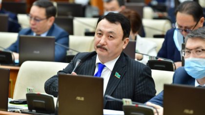 «Елді бөлшектеуге жол жоқ!»: Аманжол Әлтай жат діни ағымдарды тезге салу қажет екенін айтты