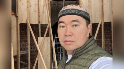 Мәжілістің экс-депутаты қыздардан ашық киім киіп, ерлерді еліктірмеуді сұрады