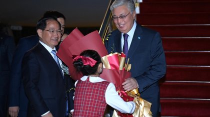 Тоқаев Қытайға ұшып барды