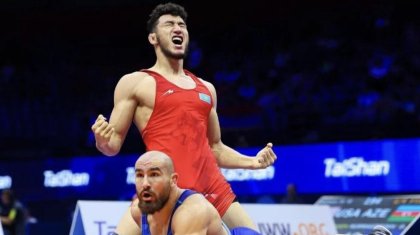 Ризабек Айтмұхан әлемдік рейтингте көш бастады