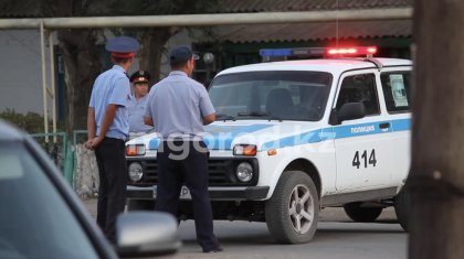 Батыс Қазақстанда жасөспірім анасын өлтірді деген күдікке ілінді