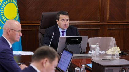 «Бұл бар болғаны – бюрократия!». Смайылов инвестициялық жобалардың орындалуын сынға алды