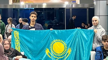 Газа секторынан қазақстандықтар мен олардың отбасы мүшелері Алматыға ұшып келді
