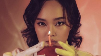 Айжұлдыз Адайбекова қонақ үйде болған тылсым оқиға туралы айтып берді (ВИДЕО)