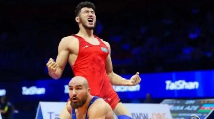 Еркін күрестен тұңғыш әлем чемпионы Ризабек Айтмұхан олимпиадалық салмаққа ауысты