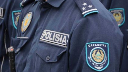Қыз зорлады деп айыпталған бұрынғы полиция бастығына қатысты сот отырысы басталды
