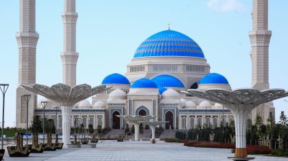 Бүгін еліміздің барлық мешіттерінде алғашқы тарауих намазы оқылады (ФОТО)