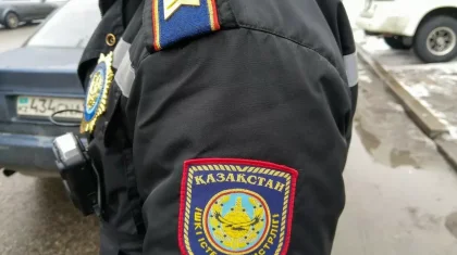 Өскеменде пара алған полиция қызметкері подполковник шенінен айырылды