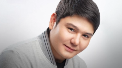 «Іштарлық болады»: Әнші Бейбіт Қорған өнерде досы жоқ екенін ашық айтты (ВИДЕО)