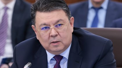 «Хайп қуалағандардың сұрағы»: Қанат Бозымбаев журналистің сұрағын жақтыртпай қалды