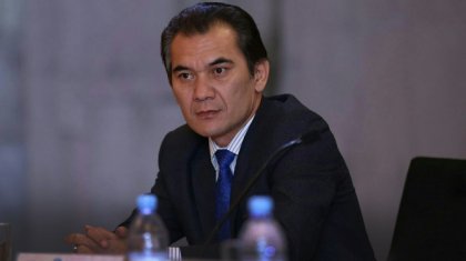 «30 жылда 17 білім министрі ауысқан мемлекет жоқ»: Танымал ақын еліміздегі білім саласына көңілі толмайтынын айтты