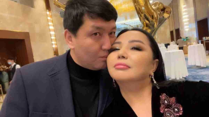 «Асхана да, ештеңе де болмайды». Алтынай Жорабаеваға күйеуі киімдерін қоятын пәтер алып берді