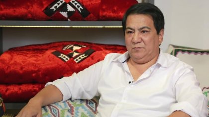 «Сатириктер 10 саусаққа да жетпейді»: Асылбек Боранбай елдегі әзіл-сықақ театрларын сынап тастады