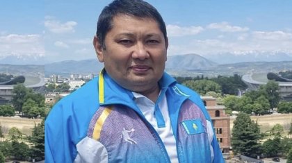 «Өтірік айтпау – өмірлік ұстанымы болды»: Амангелді Сейітханның ұлы әкесі туралы естелік айтты